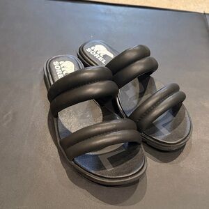 New!! Sorel Ella II Puff Slide Sandal size 7.5  /Black like new